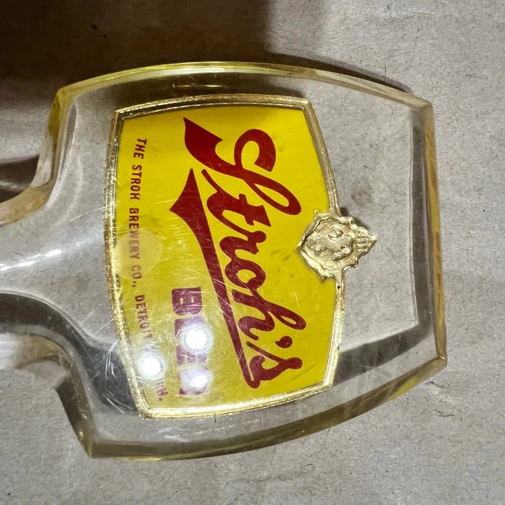 Stroh's Beer Tap Handle Yellow Vintage Lucite Detroit Michigan Logo
